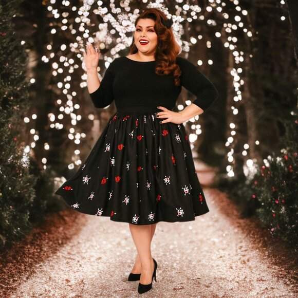 Unique Vintage Gellar Swing Midi Skirt Gothic Skull Heart Flare Bottom Halloween - Picture 1 of 9